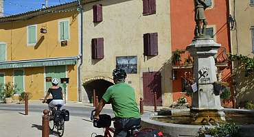 La Méditerranée à vélo en Luberon : Apt - Manosque
