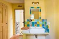 Grand Gîte - Chambre Grès salle de bain - Poterie de Pierroux