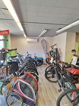 Station bees Cadenet